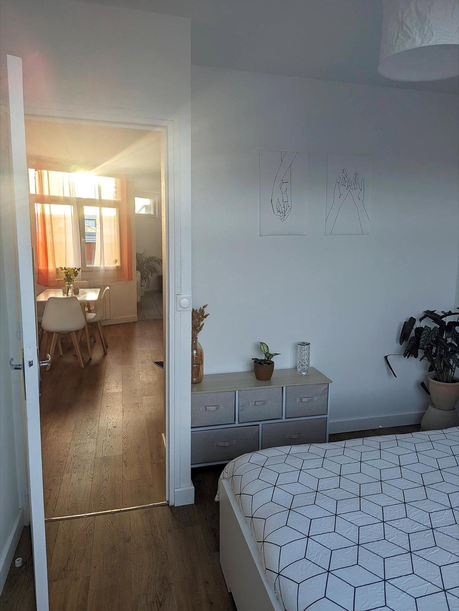 Appartement Le Design *Vieux Lille*Parking Gratuit*Fibre à La Madeleine  Extérieur photo